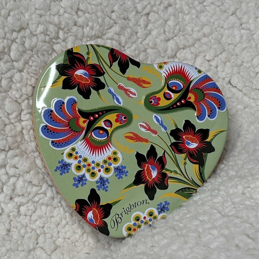 Brighton Heart Tin with Colorful Bird Design